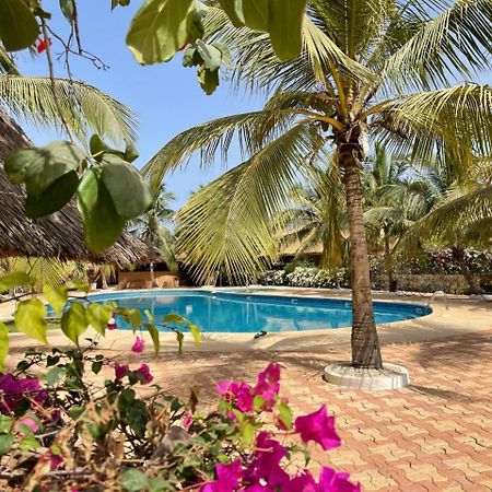 Agence Adjana Resort - Residence Du Port 3 Sali Tapé Exterior foto